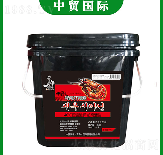 ��r����