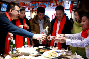 �����c�𱬾W(w��ng)�ľ�Ӣ�T���e�������