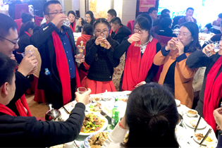 �r(n��ng)���W(w��ng)��Ӣ�c�𱬾W(w��ng)�ο�ʹ��R��������